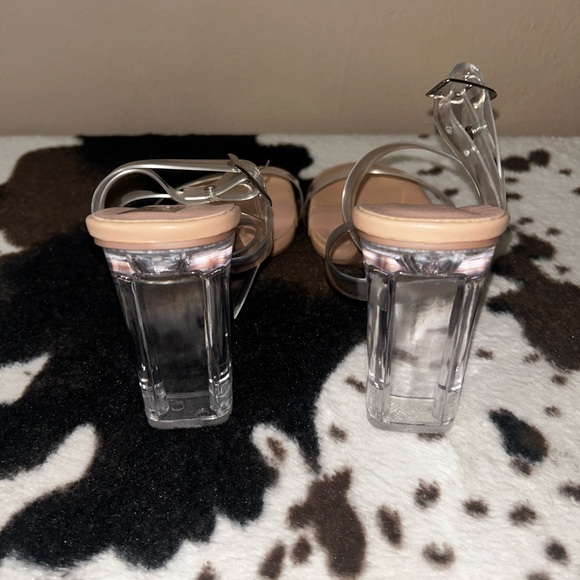 Shein Heels - Picture 3 of 3